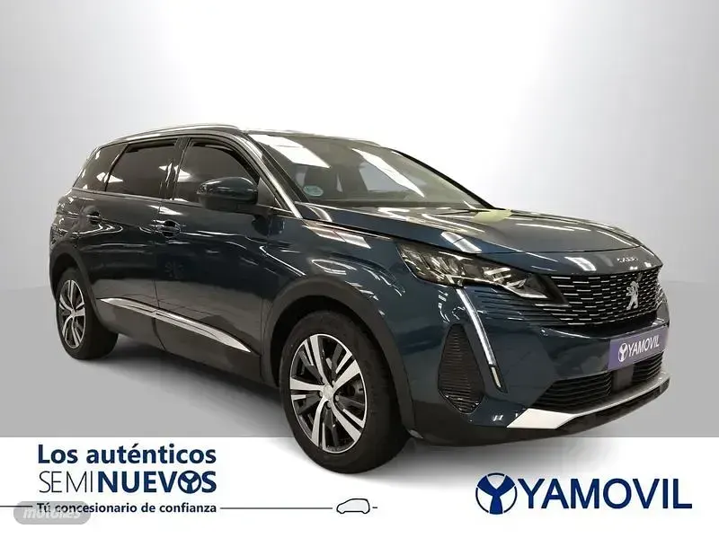 Usado Peugeot 5008 Allure 130 CV (95 kW) 2021 Azul Monovolumen