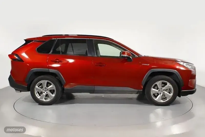 Usado Toyota RAV4 Advance 218 CV (160 kW) 2021 Rojo SUV