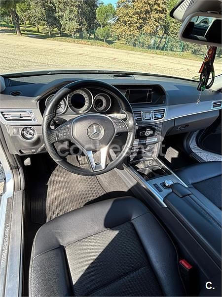Usado Mercedes E220 170 CV (125 kW) 2014 Gris / plata Berlina