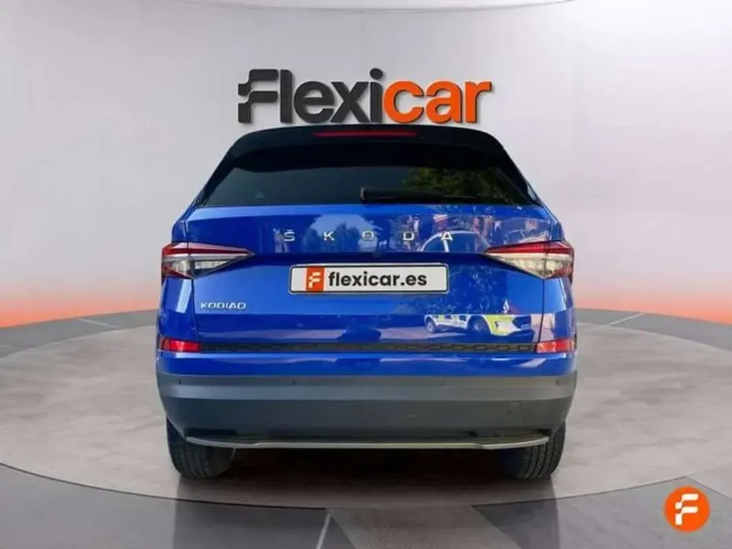 Usado Skoda Kodiaq Ambition 150 CV (110 kW) 2022 Azul SUV