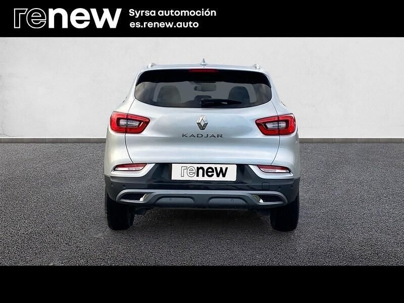 Usado Renault Kadjar Zen 140 CV (102 kW) 2021 Gris SUV