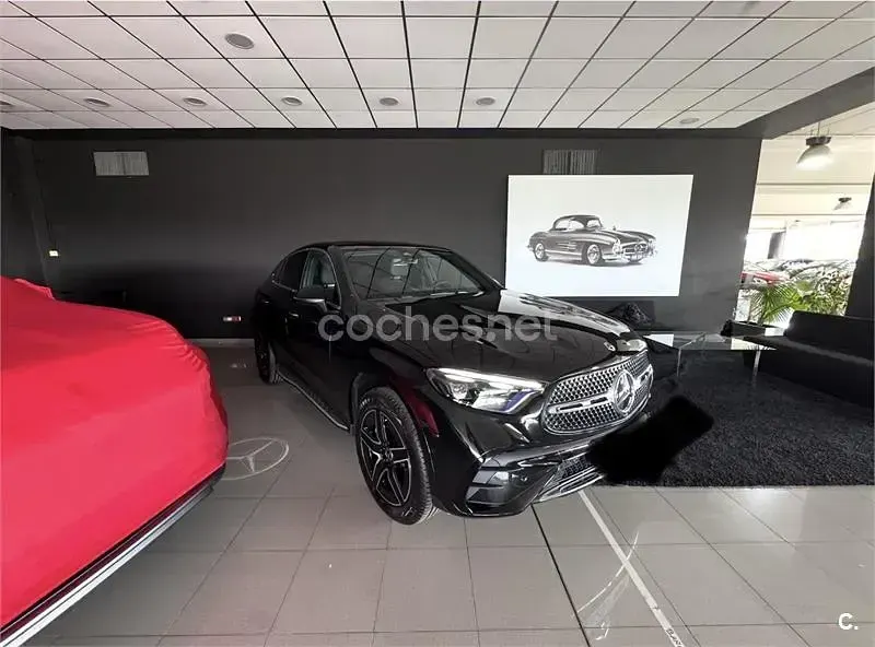 Nuevo Mercedes GLC300e 333 CV (244 kW) 2026 Negro SUV