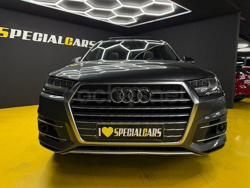 Usado Audi Q7 S-Line 286 CV (210 kW) 2018 Gris / plata SUV