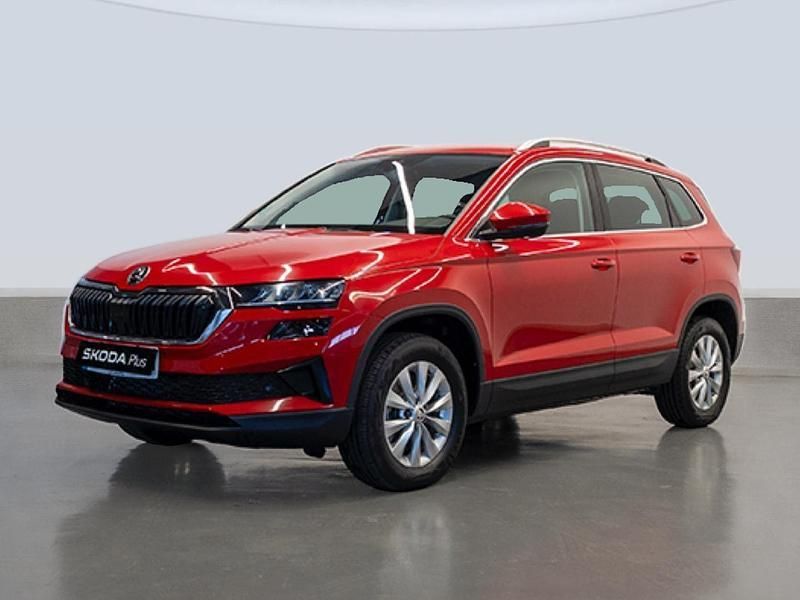 Rojo Usado 2024 Skoda Karoq Selection SUV | 27.900 € (Caro) - Imagen 1/4