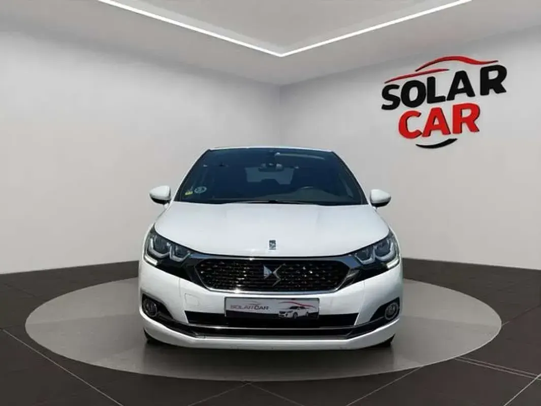 Usado DS Automobiles DS4 99 CV (72 kW) 2016 Blanco Berlina