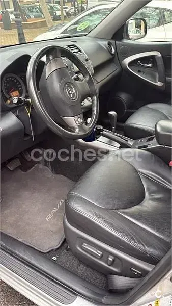 Usado Toyota RAV4 Sol 152 CV (111 kW) 2008 Gris / plata SUV