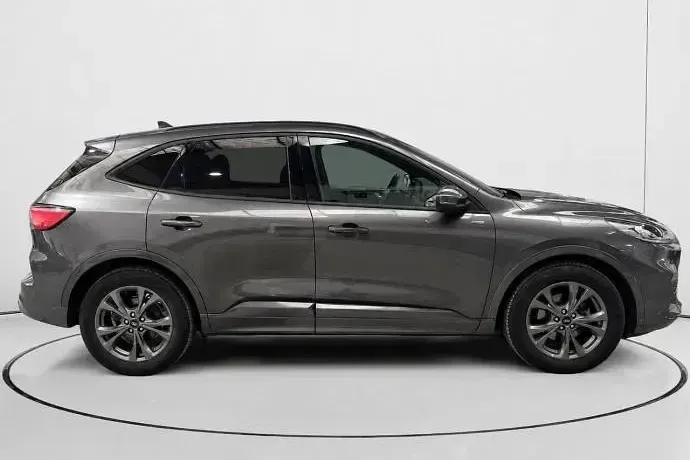 Usado Ford Kuga ST-Line 190 CV (139 kW) 2024 SUV