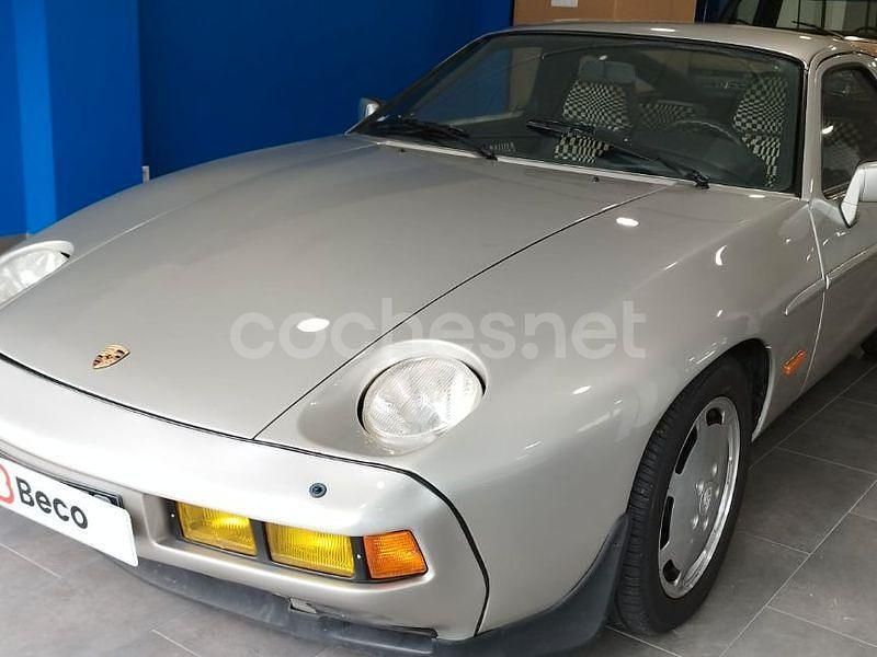 Gris / plata Usado 1982 Porsche 928 Coupe | 34.000 € - Imagen 1/4