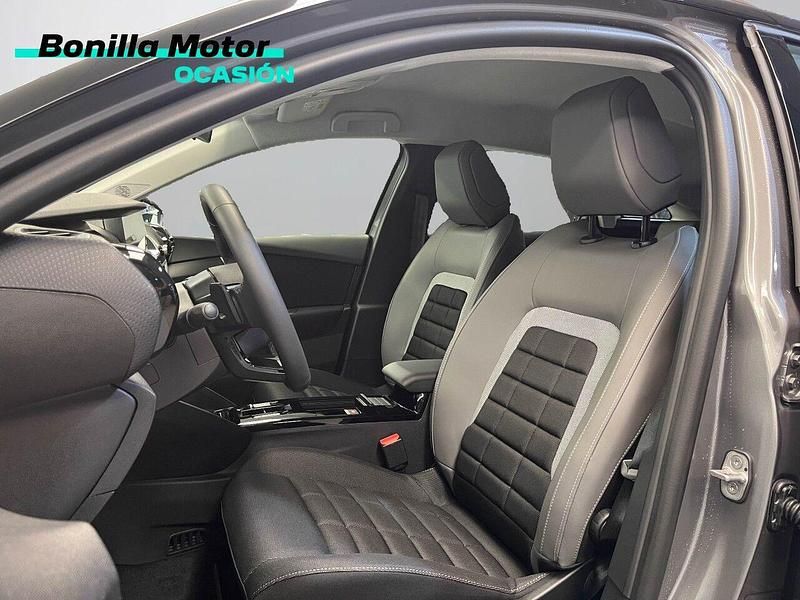 Nuevo Citroën C4 Business Class 145 CV (106 kW) 2025 Gris SUV