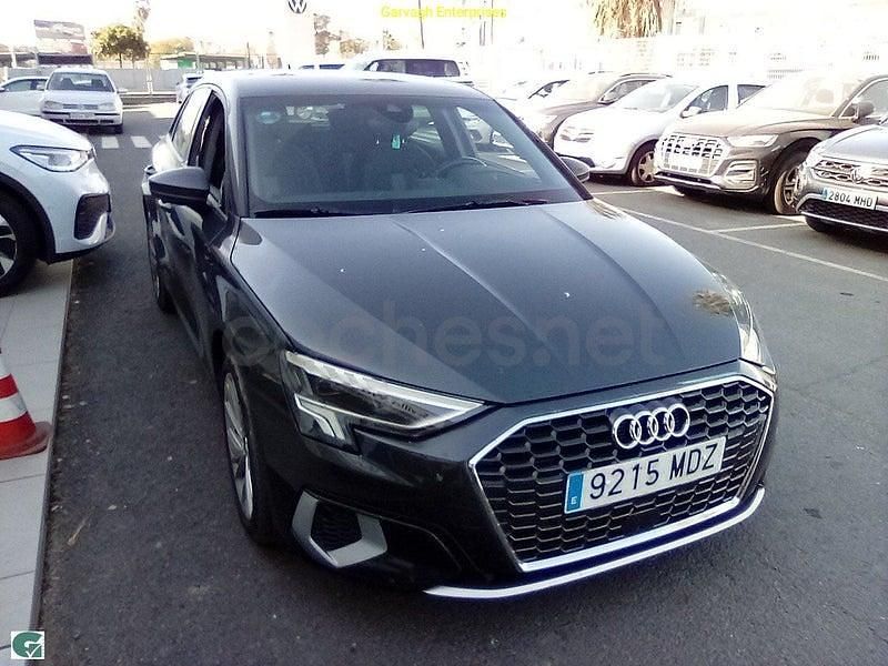 Usado Audi A3 Advanced Plus 116 CV (85 kW) 2023 Negro Berlina