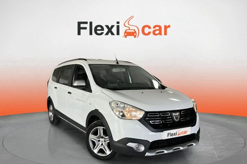 Blanco Usado 2022 Dacia Lodgy Comfort Monovolumen | 16.090 € (Precio justo) - Imagen 1/4