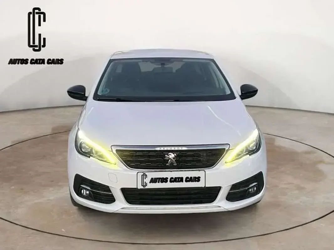 Usado Peugeot 308 SW Access 99 CV (72 kW) 2018 Blanco Familiar
