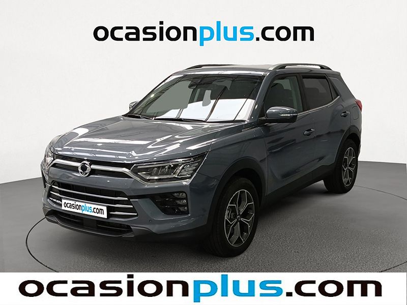 Gris Nuevo 2025 Ssangyong Korando SUV | 22.658 € (Precio justo) - Imagen 1/4