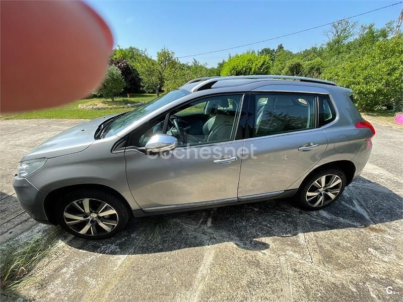 Amarillo Usado 2013 Peugeot 2008 Allure SUV | 9200 € (Precio justo) - Imagen 1/4