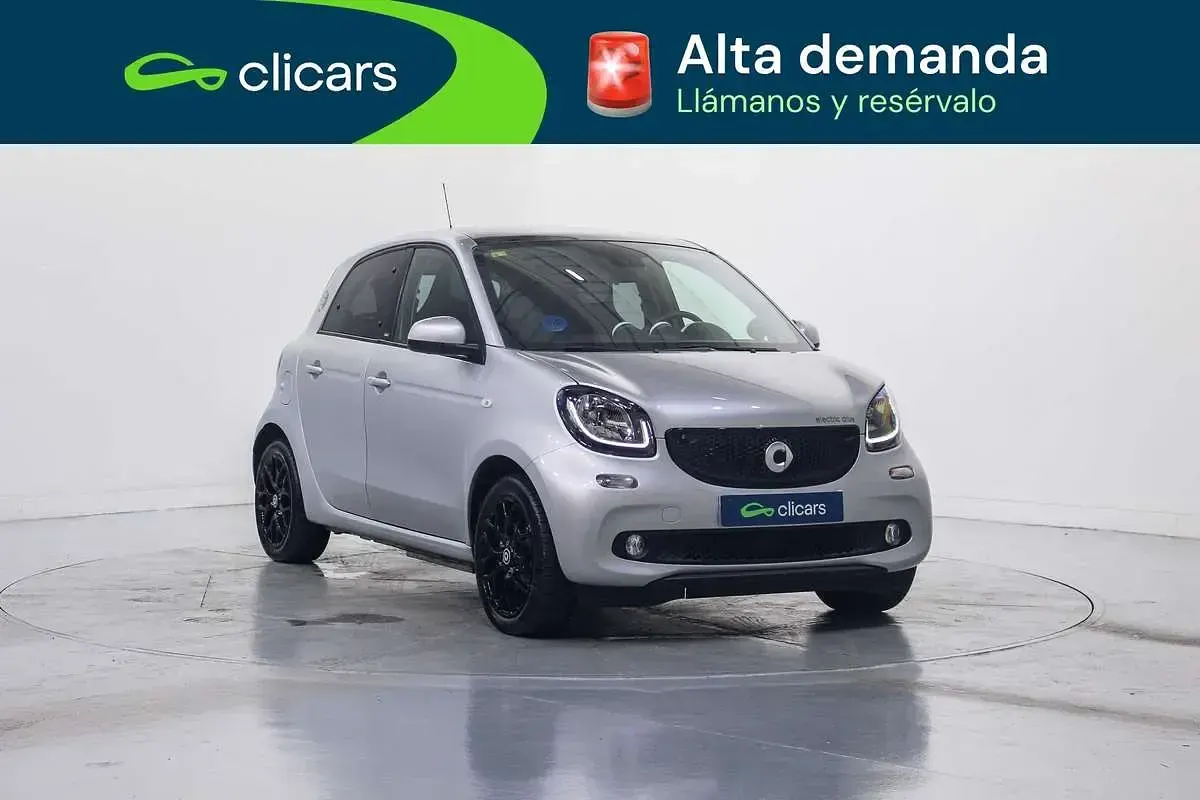 Usado Smart ForFour Electric Drive Passion 60 kW (82 CV) 2018 Gris Utilitario