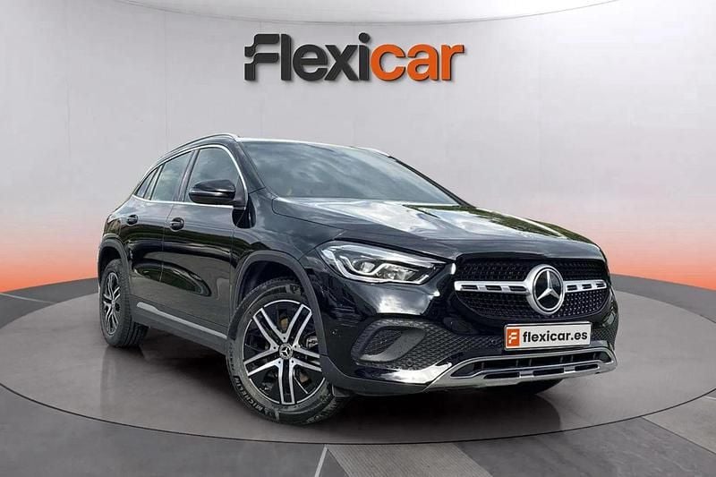 Negro Usado 2023 Mercedes GLA200 SUV | 29.990 € (Buen precio) - Imagen 1/4