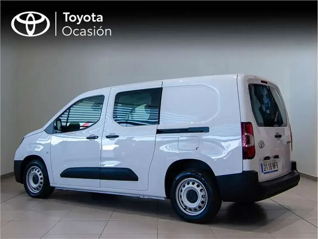 Usado Toyota Proace City City 102 CV (75 kW) 2025 Monovolumen