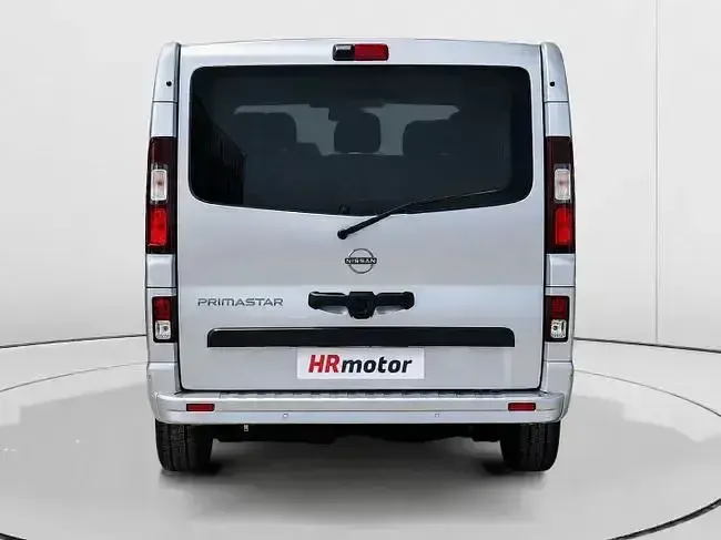 Usado Nissan Primastar Acenta 150 CV (110 kW) 2025 Gris Monovolumen