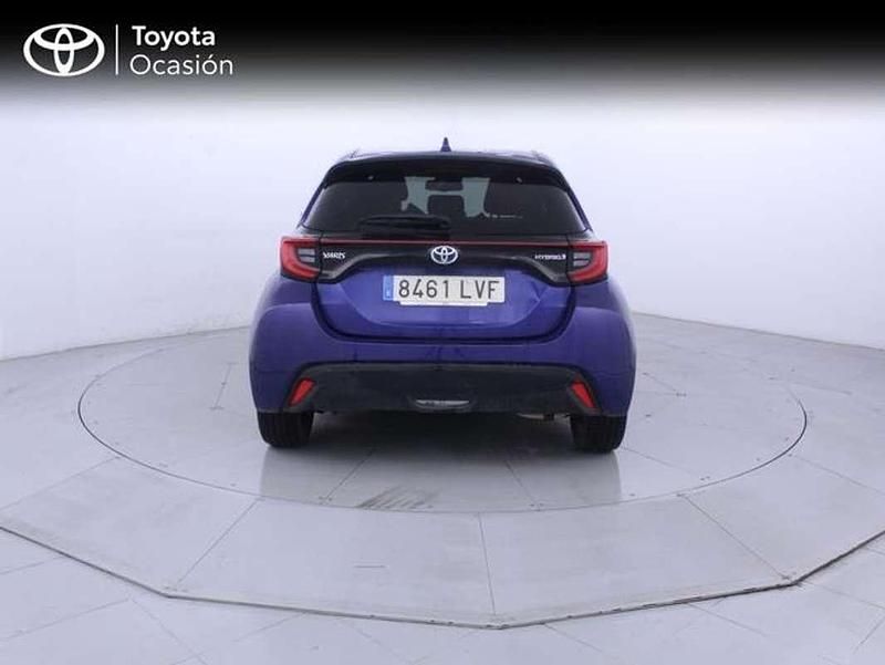 Usado Toyota Yaris Hybrid Style 116 CV (85 kW) 2021 Azul Utilitario