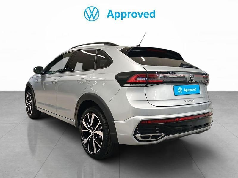 Usado VW Taigo R-line 116 CV (85 kW) 2025 Plateado SUV