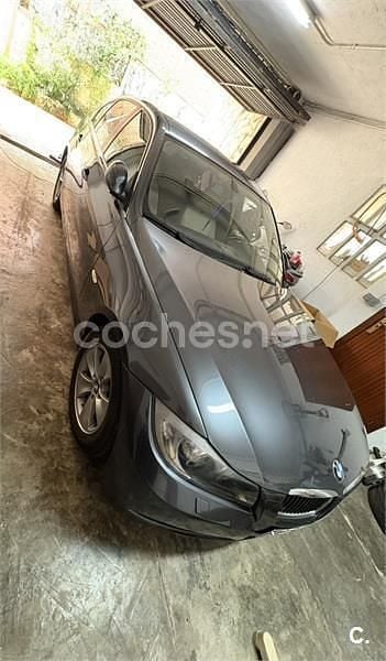 Usado BMW 325 218 CV (160 kW) 2005 Gris / plata Berlina