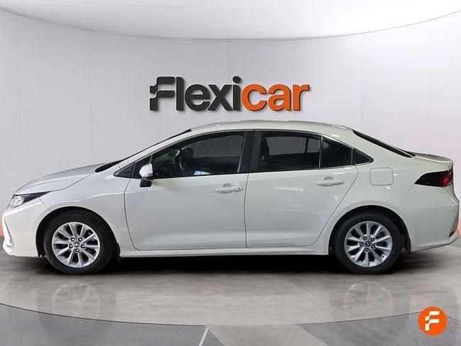 Usado Toyota Corolla Active 140 CV (102 kW) 2023 Blanco Berlina