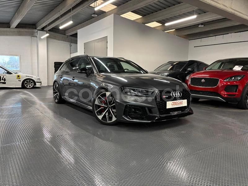Usado Audi RS4 450 CV (330 kW) 2017 Negro Familiar