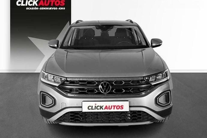 Usado VW T-Roc Life 110 CV (80 kW) 2023 Negro SUV