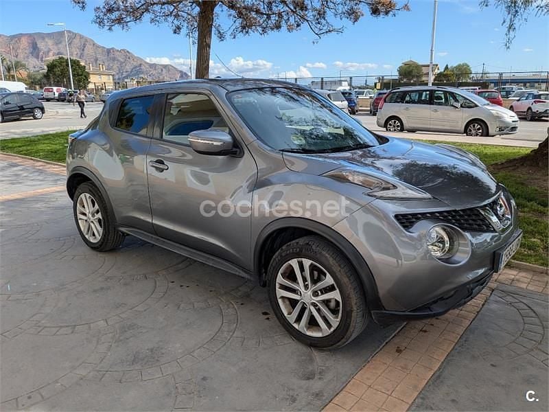 Usado Nissan Juke Acenta 110 CV (80 kW) 2014 Gris / plata SUV