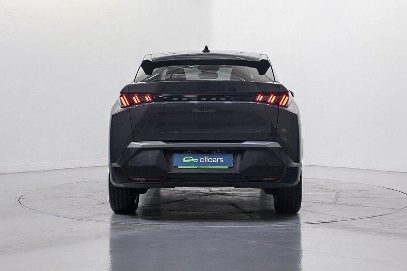Usado Peugeot 3008 Allure 136 CV (100 kW) 2025 Gris SUV