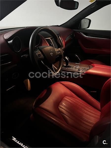 Usado Maserati Levante 275 CV (202 kW) 2016 Blanco SUV