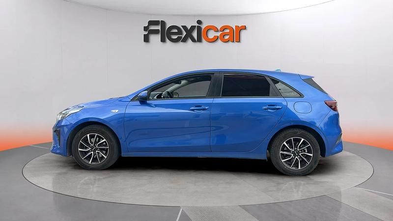 Begagnad Kia Ceed Plus 101 HK (74 kW) 2018 Blå Halvkombi