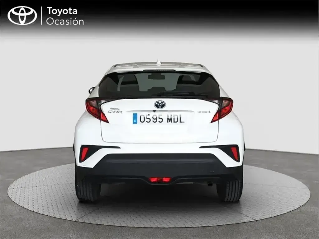 Usado Toyota C-HR Active 122 CV (89 kW) 2023 Blanco SUV