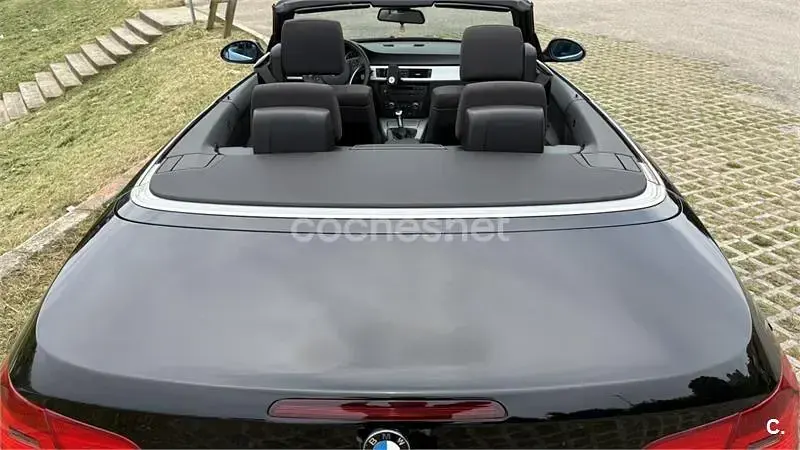 Usado BMW 320 Cabriolet 170 CV (125 kW) 2008 Negro Descapotable