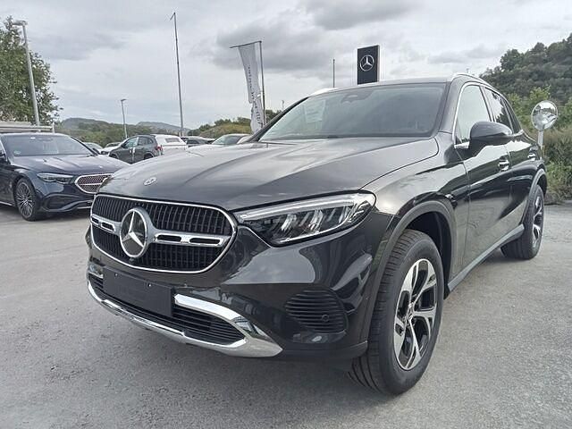 Gris Nuevo 2024 Mercedes GLC300e SUV | 65.940 € - Imagen 1/4