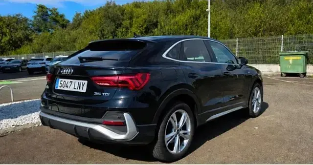 Usado Audi Q3 Sportback S-Line 150 CV (110 kW) 2021 Negronegro SUV
