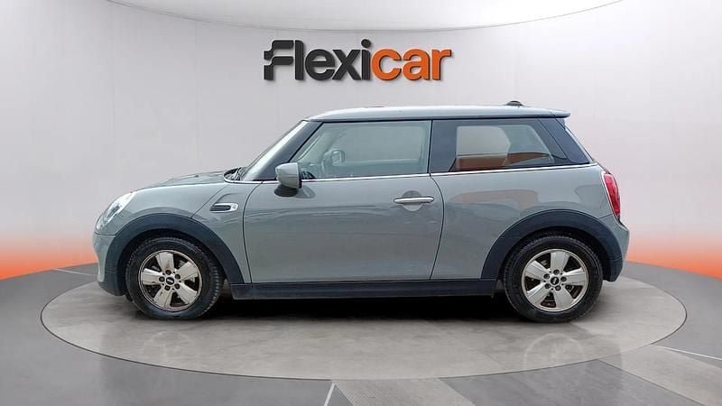 Usado Mini ONE 102 CV (75 kW) 2020 Gris Utilitario