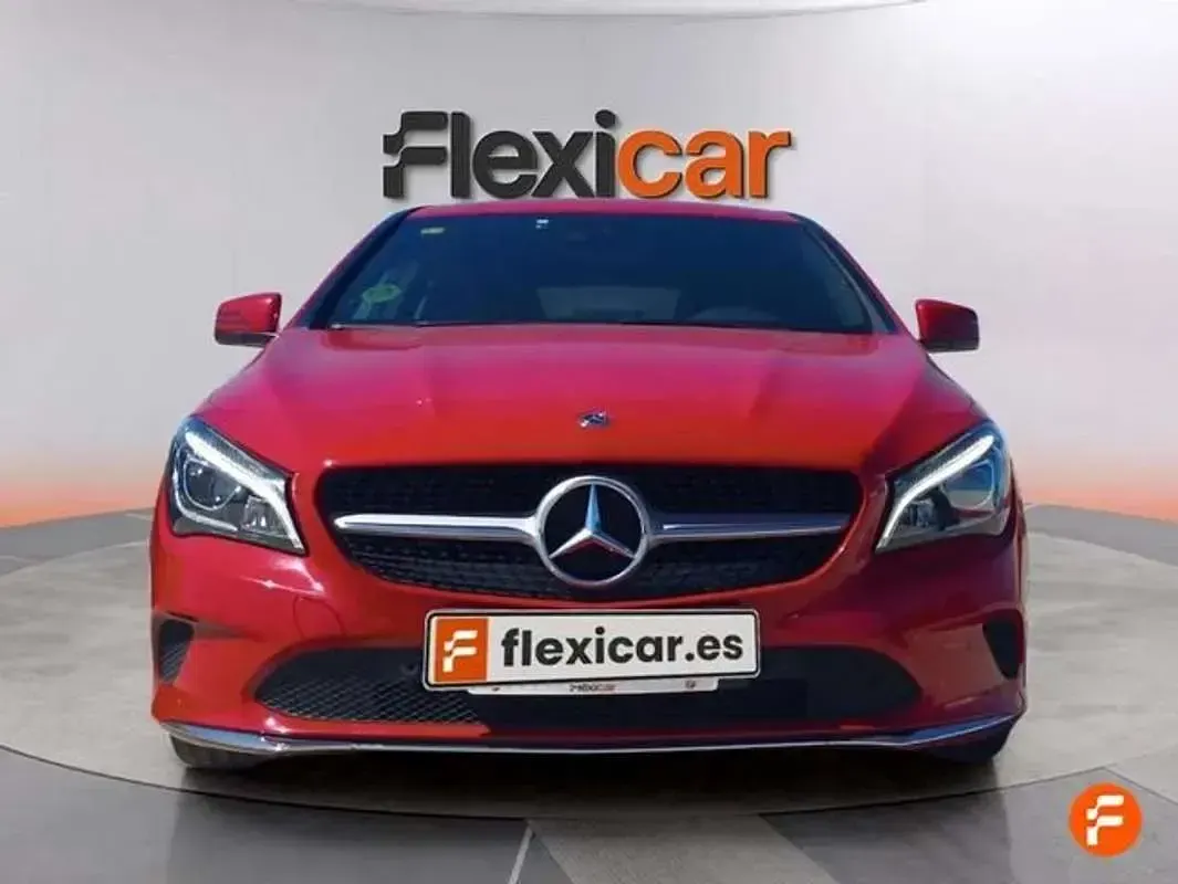 Usado Mercedes CLA220 177 CV (130 kW) 2017 Rojo Coupe