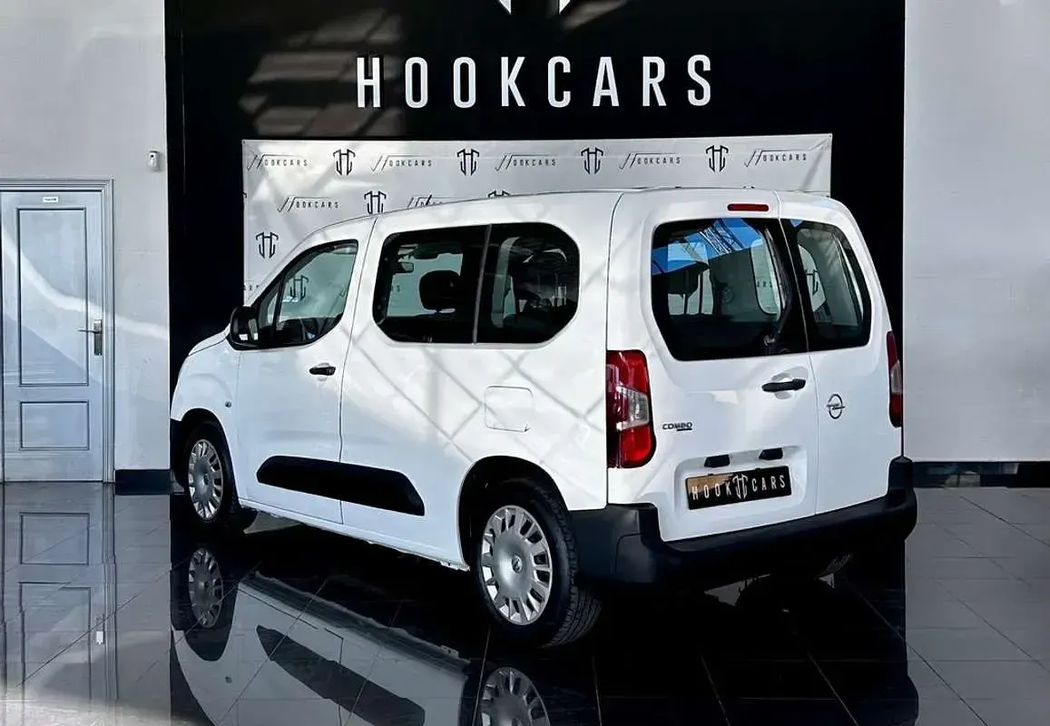 Usado Opel Combo Life Edition 102 CV (75 kW) 2020 Blanco Monovolumen