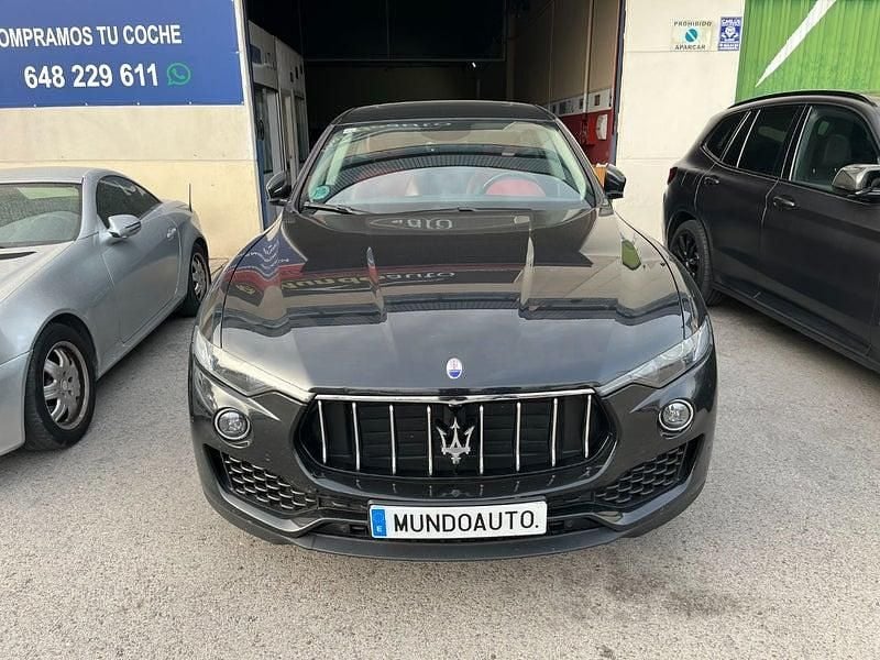 Usado Maserati Levante GranLusso 275 CV (202 kW) 2019 Negro SUV