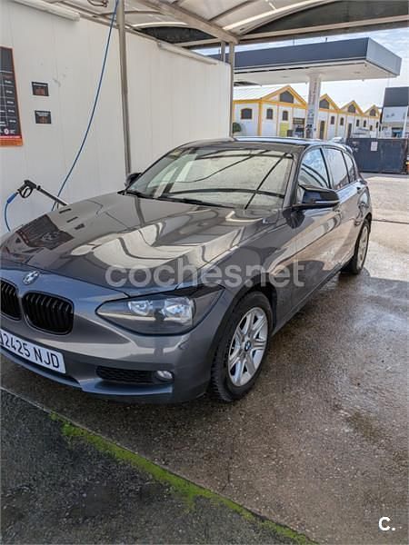 Usado BMW 118 143 CV (105 kW) 2014 Gris / plata Utilitario