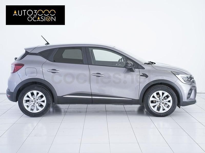 Usado Renault Captur Intens 130 CV (95 kW) 2020 Gris / plata SUV