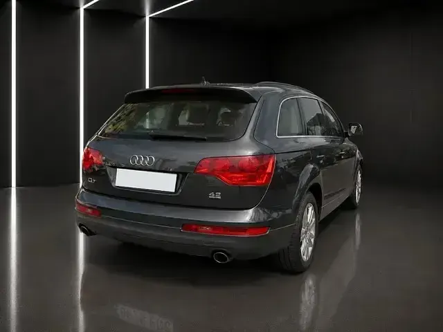 Usado Audi Q7 Premium 350 CV (257 kW) 2006 Negro SUV