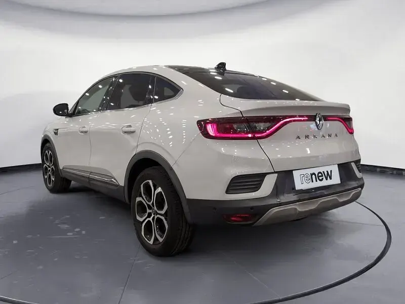 Usado Renault Arkana Techno 140 CV (102 kW) 2023 Blanco SUV