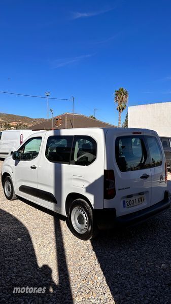 Usado Citroën Berlingo Live 76 CV (55 kW) 2019 Blanco Monovolumen