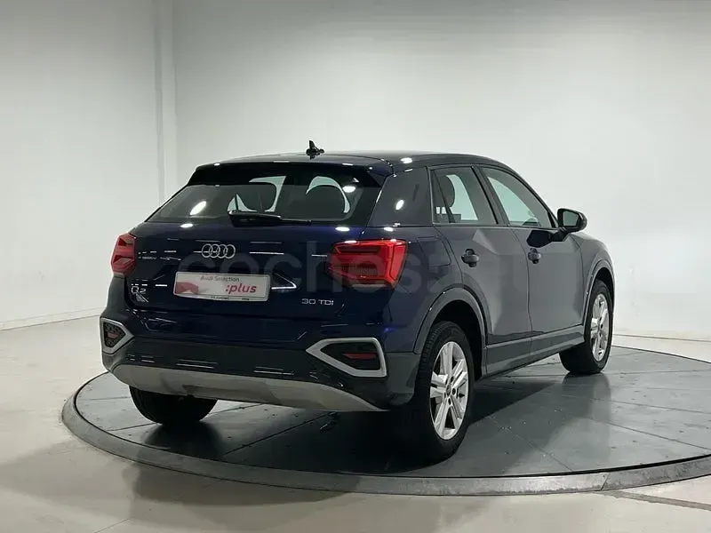 Usado Audi Q2 Advanced Plus 116 CV (85 kW) 2022 Azul SUV