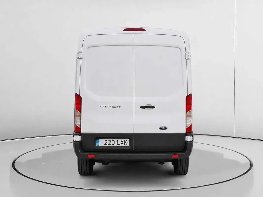 Usado Ford Transit Trend 131 CV (96 kW) 2022 Blanco Van