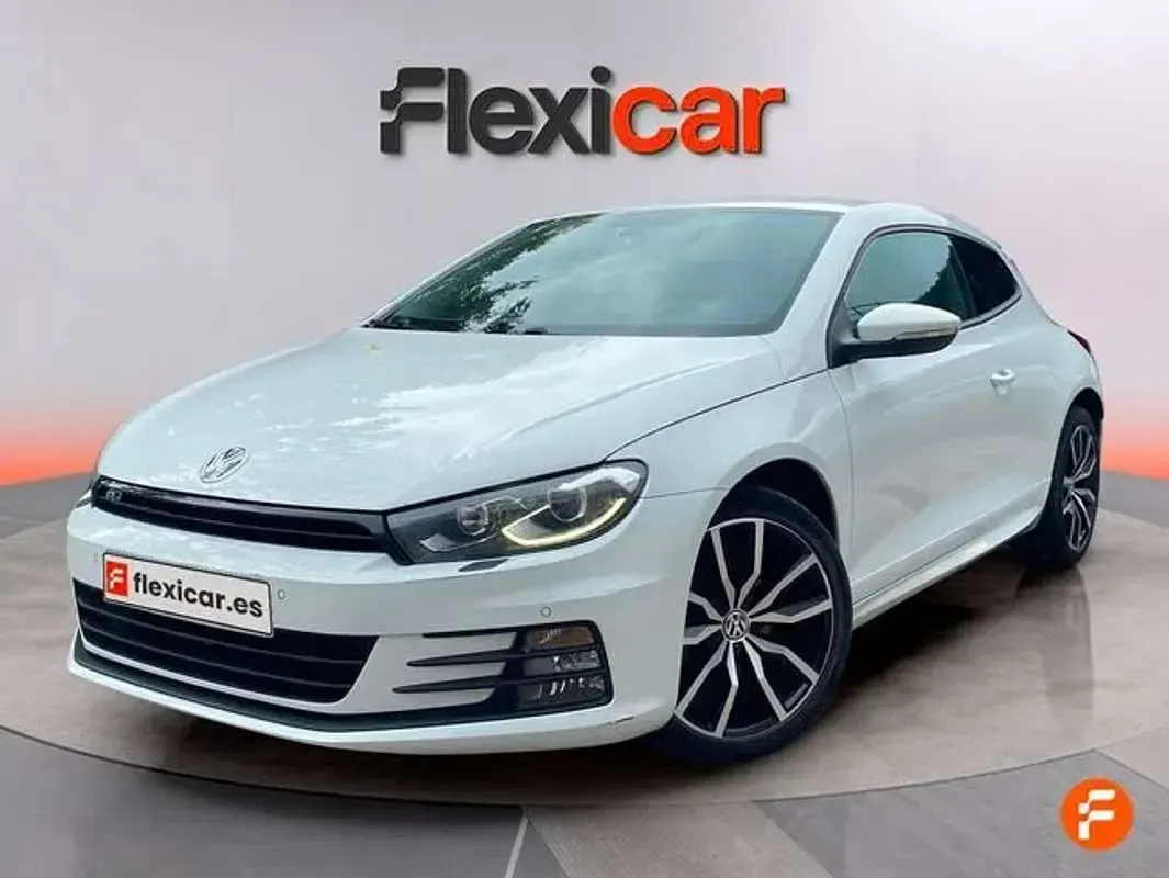 Usado VW Scirocco R-line 150 CV (110 kW) 2018 Blanco Coupe