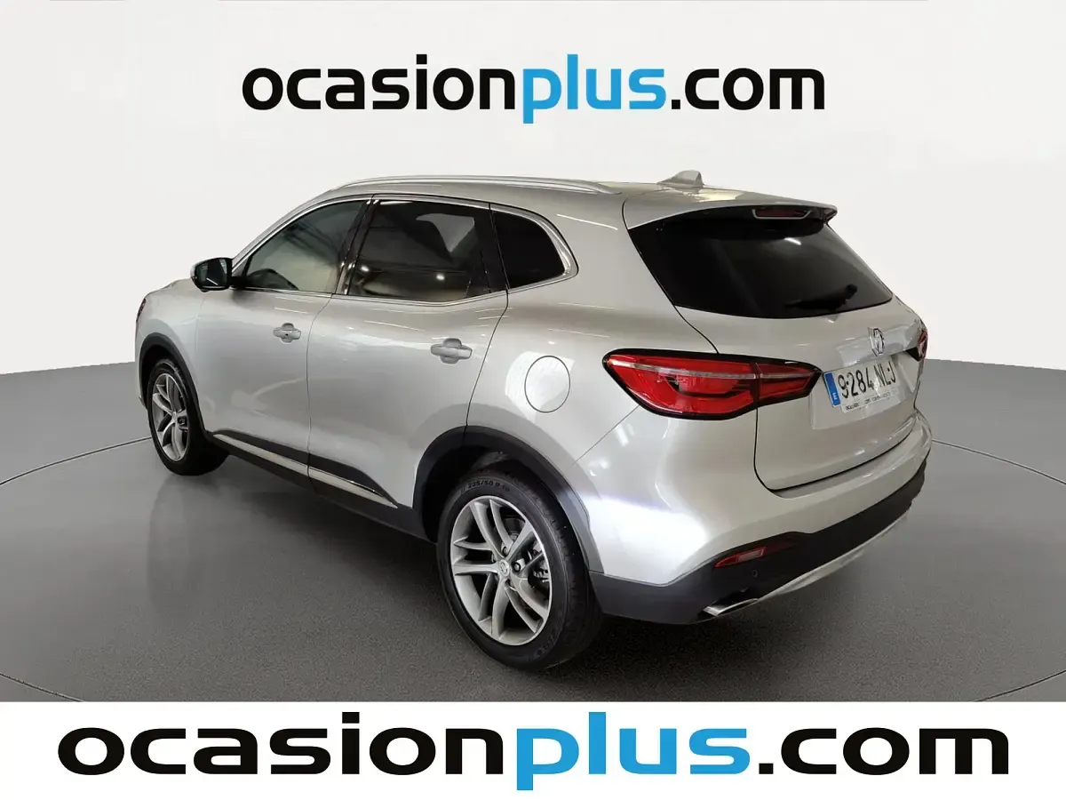 Usado MG HS Luxury 162 CV (119 kW) 2023 Gris plata SUV