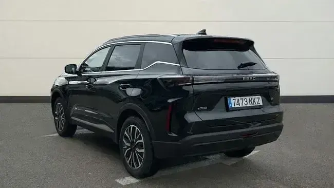 Usado Ebro s700 Luxury 224 CV (164 kW) 2026 Negro SUV